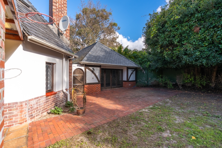 3 Bedroom Property for Sale in Pinelands Western Cape